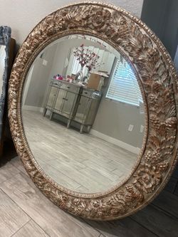 Big round mirror