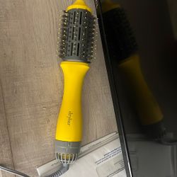 Drybar Blowout Brush 