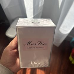 Perfume “Miss Dior”