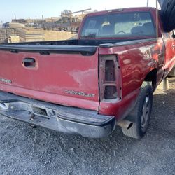 Bed Chevy 2003