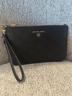 Michael Kors Clutch