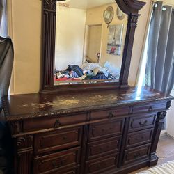 Dresser With Mirror And 2 Nightstands 