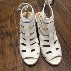 Sandal