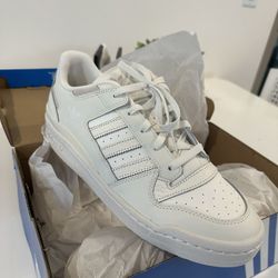 Adidas Forum Low Size 11