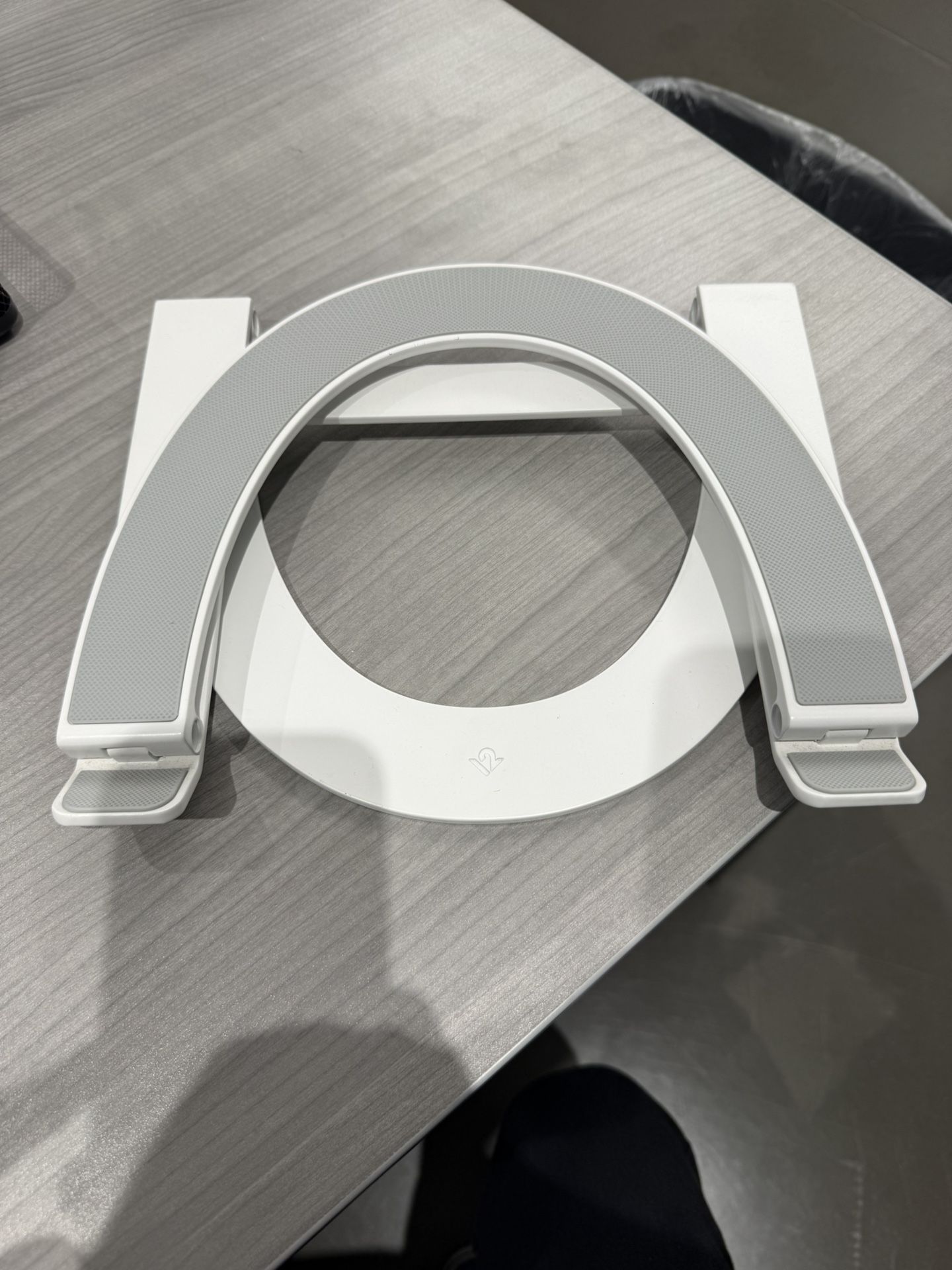 12south Curve Flex Computer/ Laptop Stand