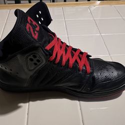 $35 Or BEST OFFER! Men's Air Jordan's Black size - 10.5