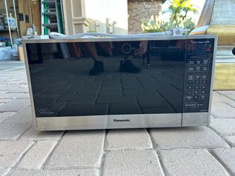 Microwave-Panasonic NN-SN77HS -MSRP- $294.00