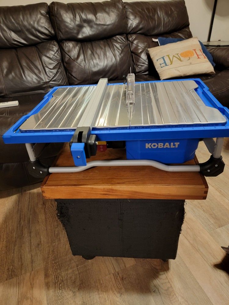Kobalt Wet Tile Saw