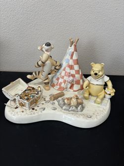Lenox Disney Winnie The Pooh Sculpture 