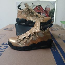 Nike Air Money Black And Gold