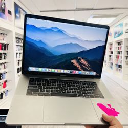 MacBook Pro 2018 i7 16GB Ram 512gb