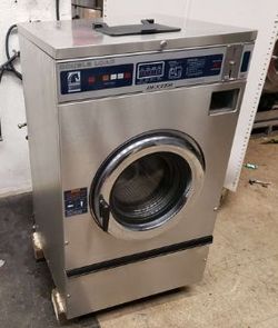 Refurbished Dexter WCN18AASS / T-300 Commercial Front Load Washer – 18 lb Capacity