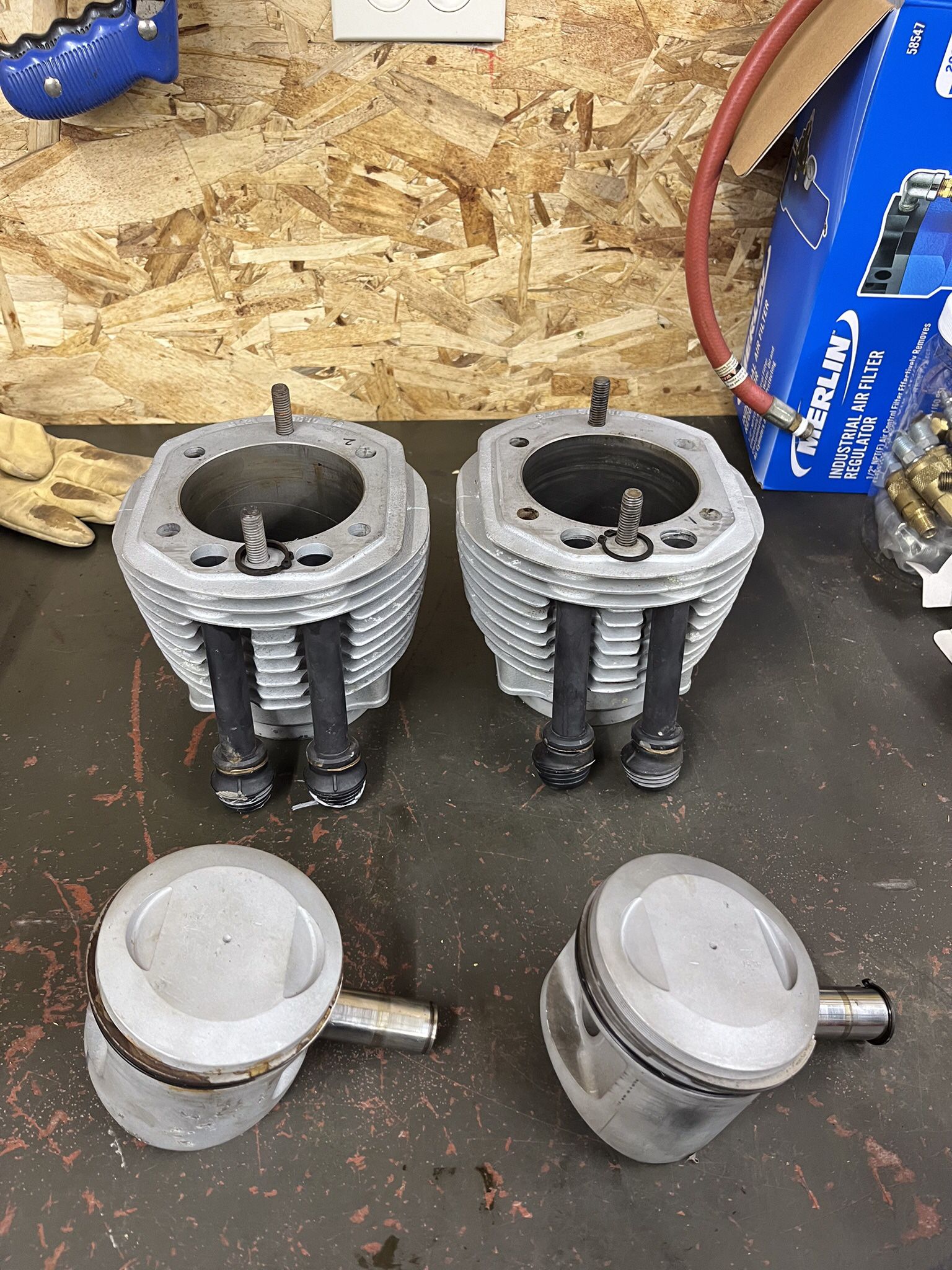 BMW R100 Cylinders, And Pistons