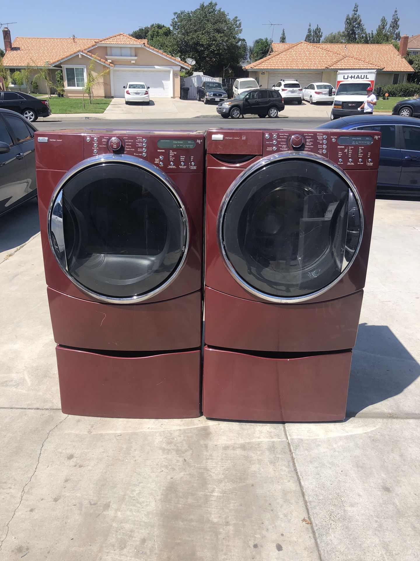 Kenmore elite washer and dryer gas heavy duty super capacity plus good condition deliver and installation available