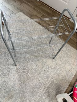 Storage shoe rack