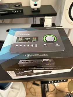 Universal Audio Arrow Thunderbolt 3 Audio Interface