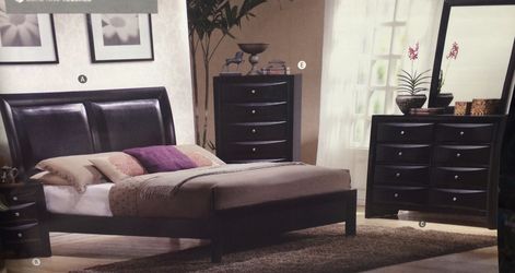 4 Piece Bedroom Set