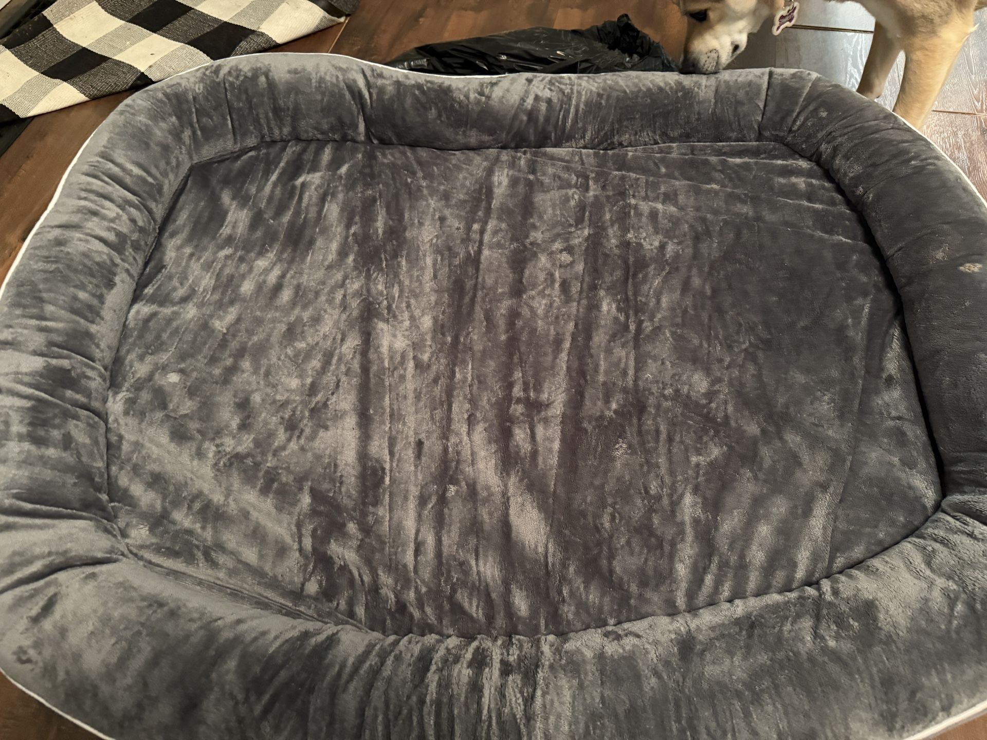 OhGeni Orthopedic Dog Bed Couch for X-Large Sized Pets with Egg Foam Support, Four-Sided Bolster Cushions, Soft Tear-Resistant Fabric, and Removable M