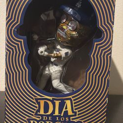 Dia De Los Dodgers 2022 Dodger Bobblehead 