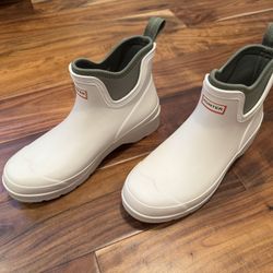 Hunter Play Boots Chelsea Short |Rain Boots Waterproof | White | US 10