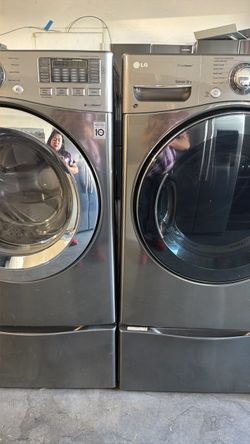 LG set of washer and dryer