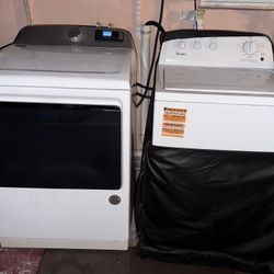 Whirpool Washer And Dryer 