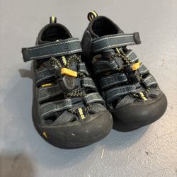 Kids Keen Shoes