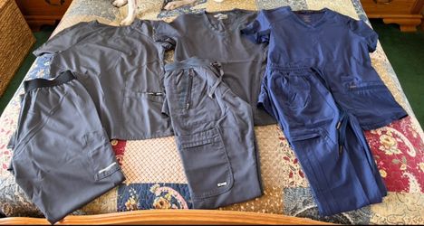 Womens scrubs (12 sets)