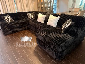 New Oversized Fluffy Sectional