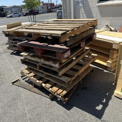 Free Pallets Free Wood. Take Some Take All