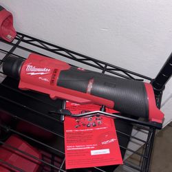 Milwaukee M12 FUEL 12V Lithium-Ion Brushless Low Speed Tire Buffer (Tool-Only)