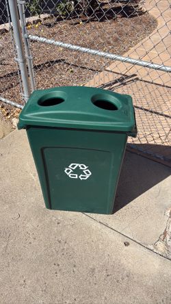 Heavy duty Recycling can