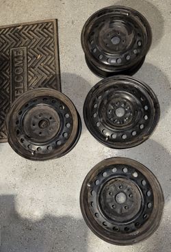 16x16.5 Toyota Camry 2007-2011 Steel Wheel, Bolt Pattern 5x114.3