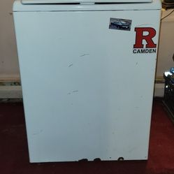 CLEAN MACHINES!
Kenmore 600 series washer. Super capacity, deep fill, extra rinse.