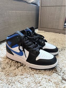Jordan 1 Mid White Black Racer Blue 5.5Y (Grade School)