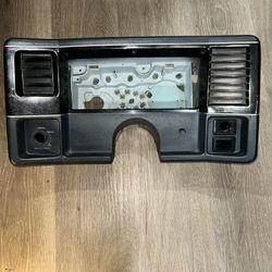  ✅ 1986–1987 Chevy Monte Carlo Dash Bezel / Instrument Cluster Trim / Gauge Panel