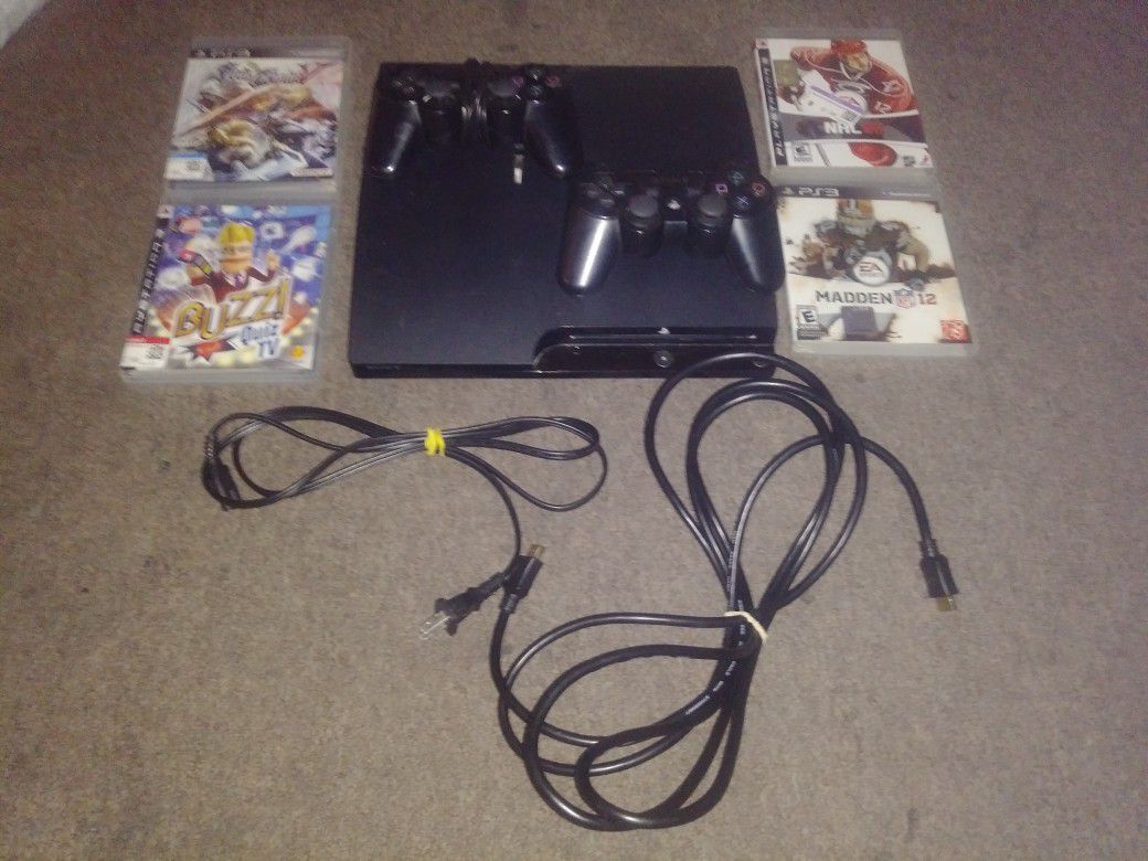 PlayStation 3 w/ Games & 2 Controllers