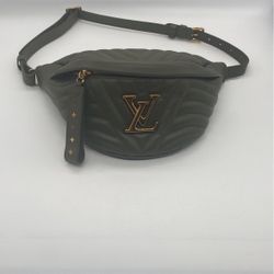100% Authentic Louis Vuitton Monogram Wave Bum Bag Khaki M55528