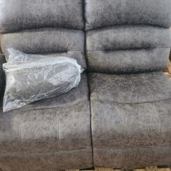 Leather Manual Reclining Loveseat 