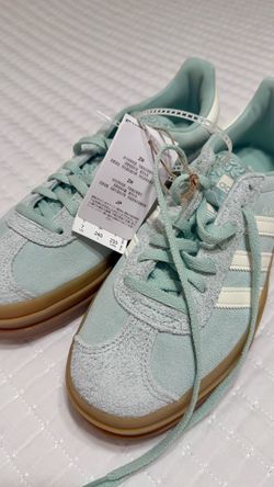 Tenis Adidas