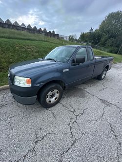 Ford F-150 Extended Cab Pickup Truck