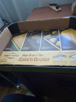West Bend 4-in-1 Bake'n Broiler Pan