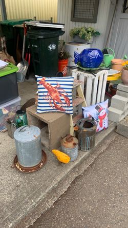 End of year community yard sale