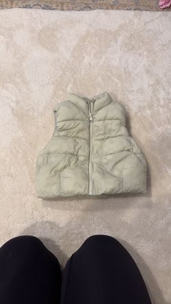 Zara Beige Quilted toddler Puffer Vest with Zipper