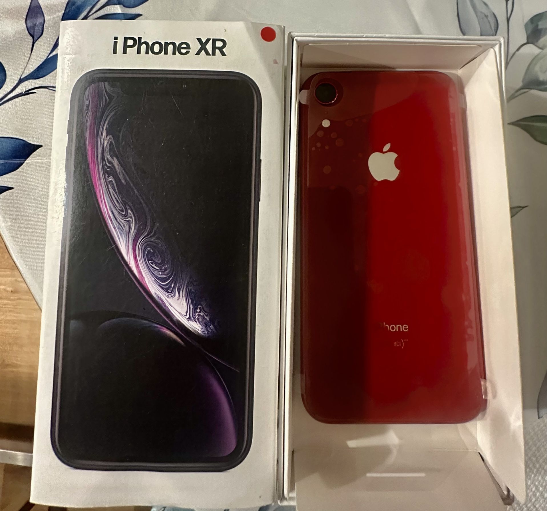 iPhone  XR