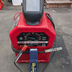 Lincoln AC-225 ARC Welder 