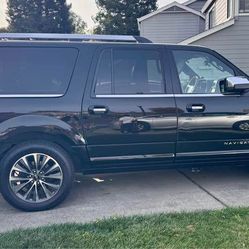 2017 Lincoln Navigator L