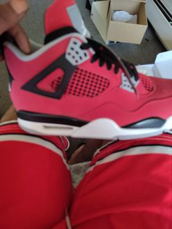 Jordan 4 toro