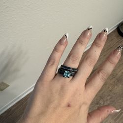 Three Piece Wedding Ring Set