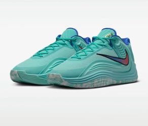 **BRAND NEW** Men Giannis Freak 7 "Light Aqua" Size 10.5/11